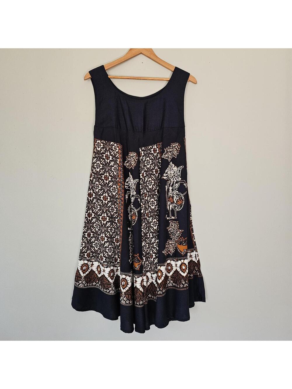 Vintage Indonesian Batik Sundress Wayang Print Cotton Midi Boho Festival Style - Picture 6 of 13